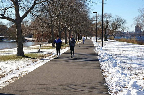冬季慢跑    强身健体抗衰老