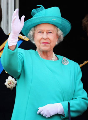 英国女王公开长寿秘诀 健康生活很重要
