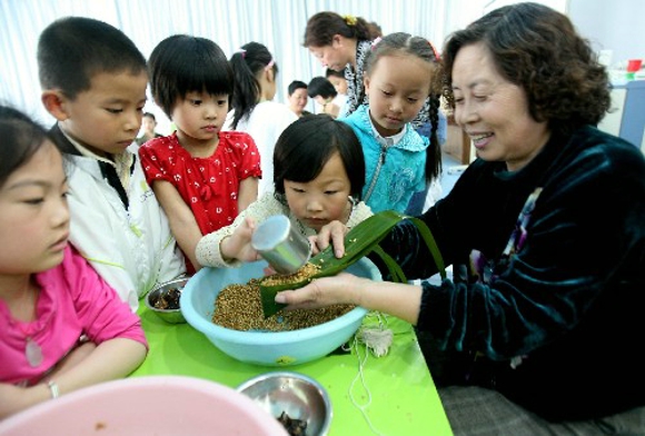 粽子的包法 简单四步包出精致美味粽