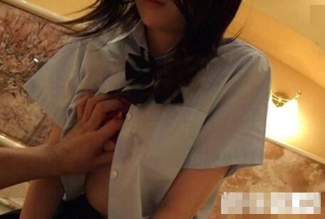 女子与95后小鲜肉恋爱 反遭强奸拍不雅照片(5)