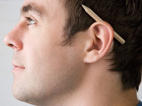 耳鸣是什么原因引起的呢 六大原因告诉你