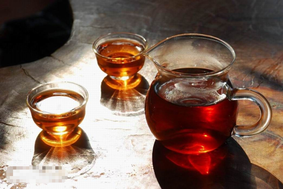 如何判断普洱茶的好坏 普洱茶的副作用
