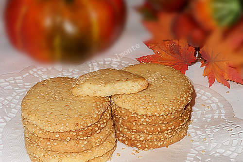 芝麻小酥饼的做法