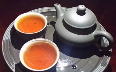 本品对风热感冒既有辛凉解表作用，又可做为预防茶剂饮用